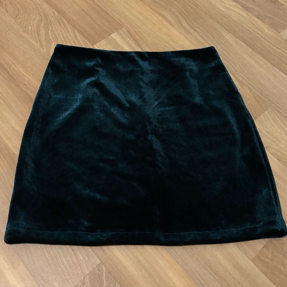 SHEIN Dark Green Velvet Mini Skirt